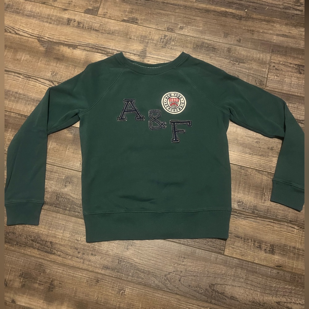 Abercrombie & Fitch Sweatshirt, Small